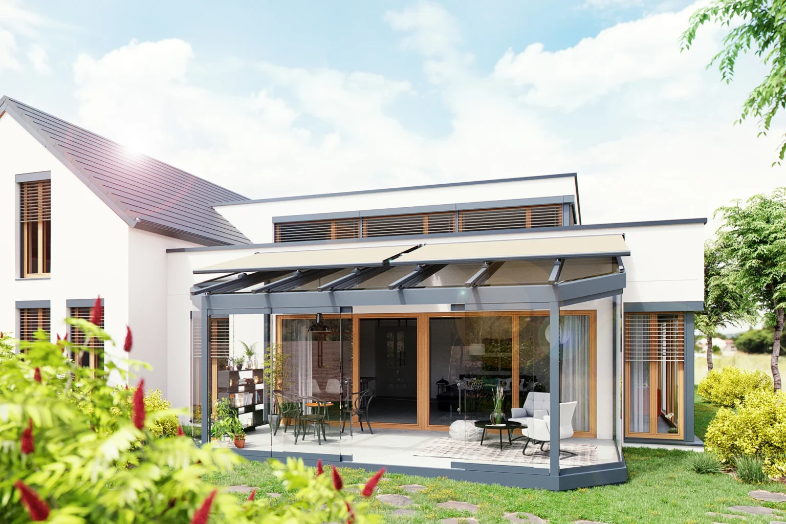 Modernes Haus mit Wintergarten und gepflegtem Garten